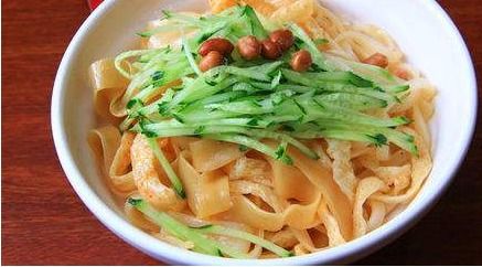 拉拉的外婆涼皮怎么樣 味道好產(chǎn)品多 D8商機(jī)網(wǎng)