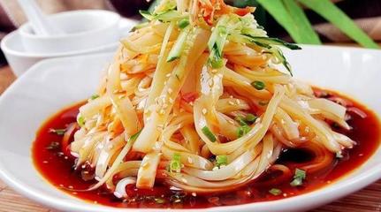 陜十三涼皮日照聯(lián)系市式:創(chuàng)業(yè)加盟新機(jī)遇,共筑美食夢(mèng)想未來(lái)