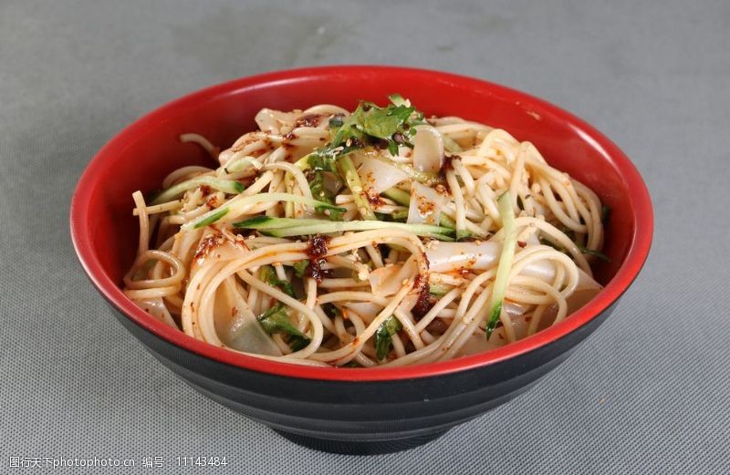 涼皮擔(dān)擔(dān)面圖片素材