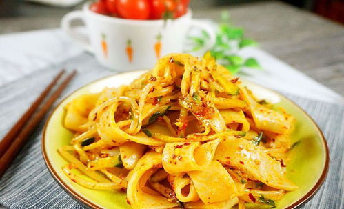 零基礎自制涼皮 2元成本做出7張，輕松在家“創業”